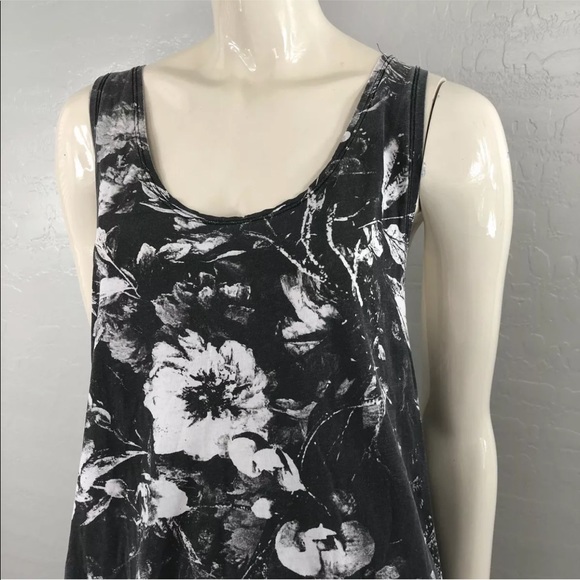 H&M Divided Floral Print Razor Back Tank Top - Picture 2 of 7